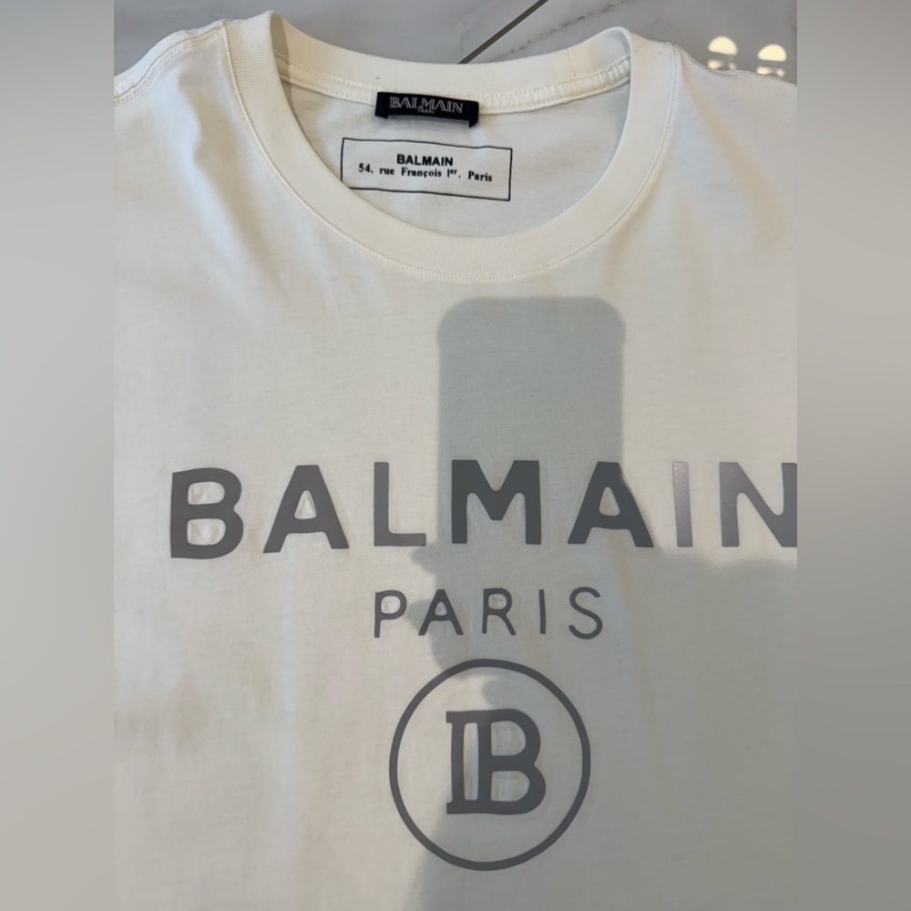 Balmain White Short Sleeve Logo Tee with Gray Print - Picture 2 of 5